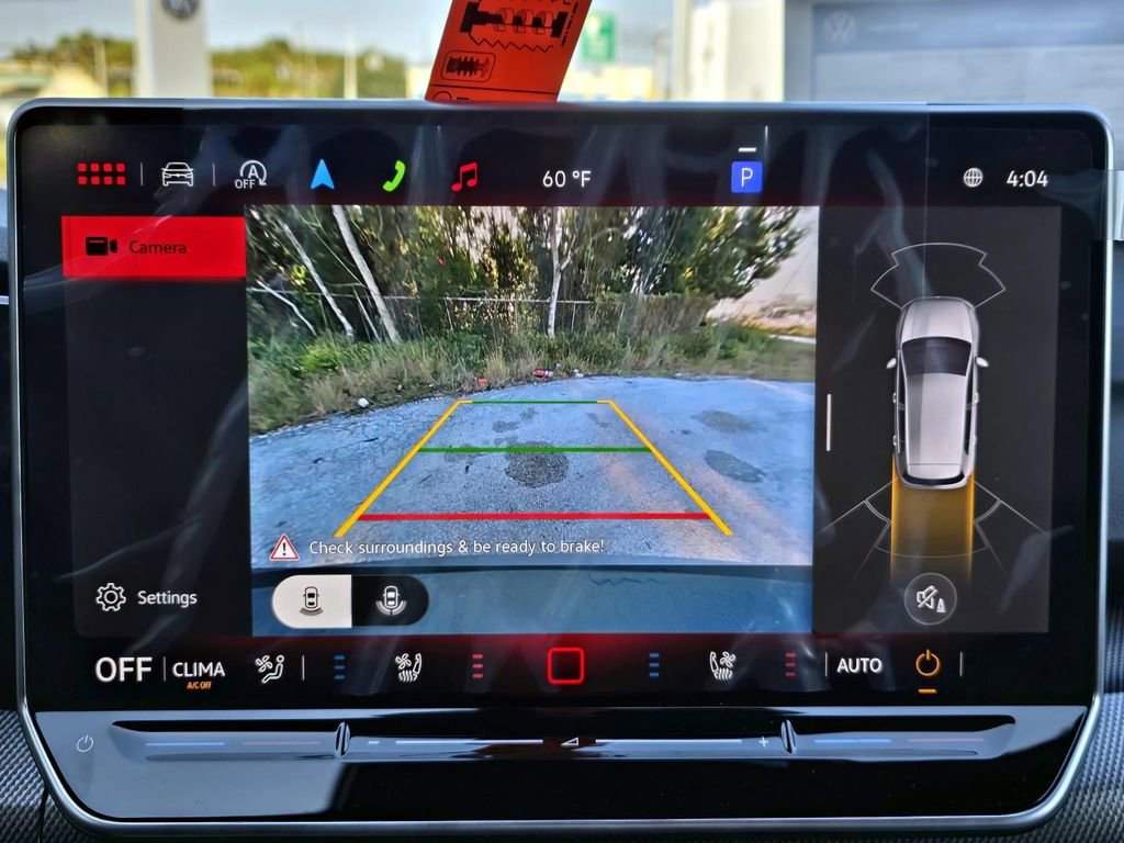 New 2026 Volkswagen GTI SE FWD image 13
