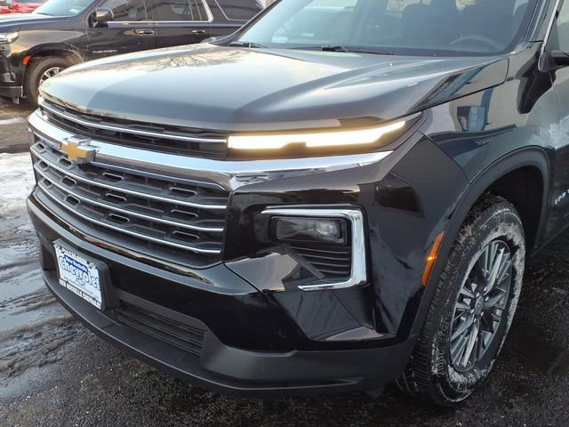 Used 2026 Chevrolet Traverse LT w/ Driver Confidence Package AWD/4WD image 7