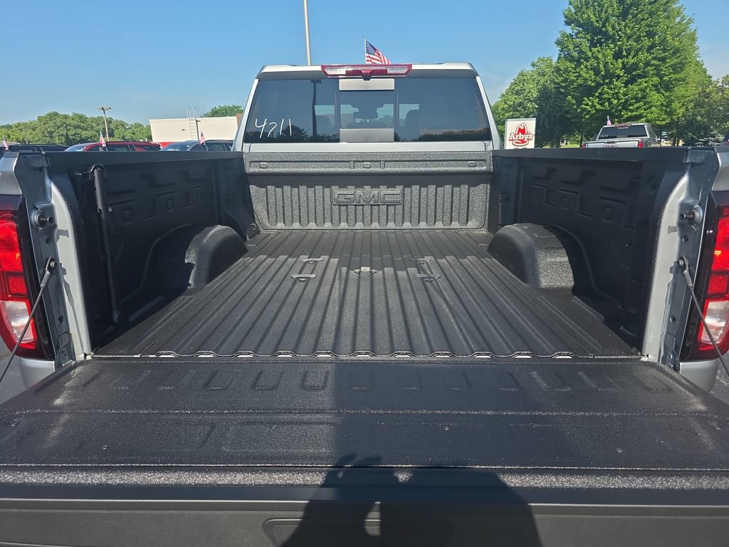 New 2026 GMC Sierra 2500 SLE AWD/4WD image 24