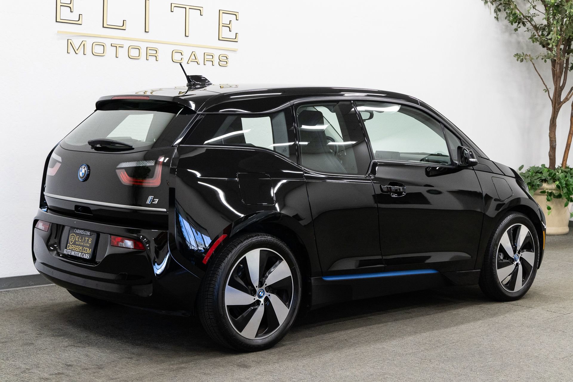Used 2018 BMW i3 w/ Range Extender image 11