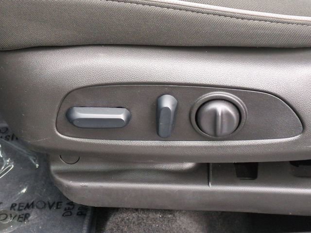 Used 2025 Chevrolet TrailBlazer LT w/ Convenience Package image 12