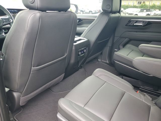 Used 2026 Chevrolet Tahoe Z71 w/ Comfort Package AWD/4WD image 22