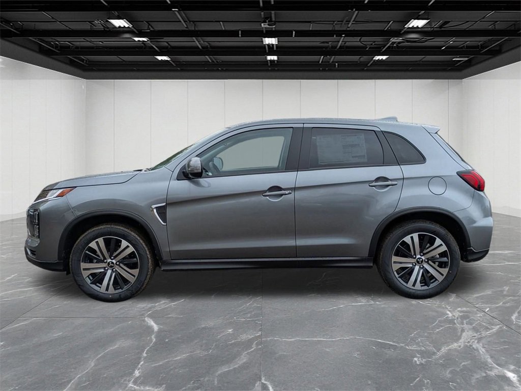 New 2025 Mitsubishi Outlander Sport SE image 2