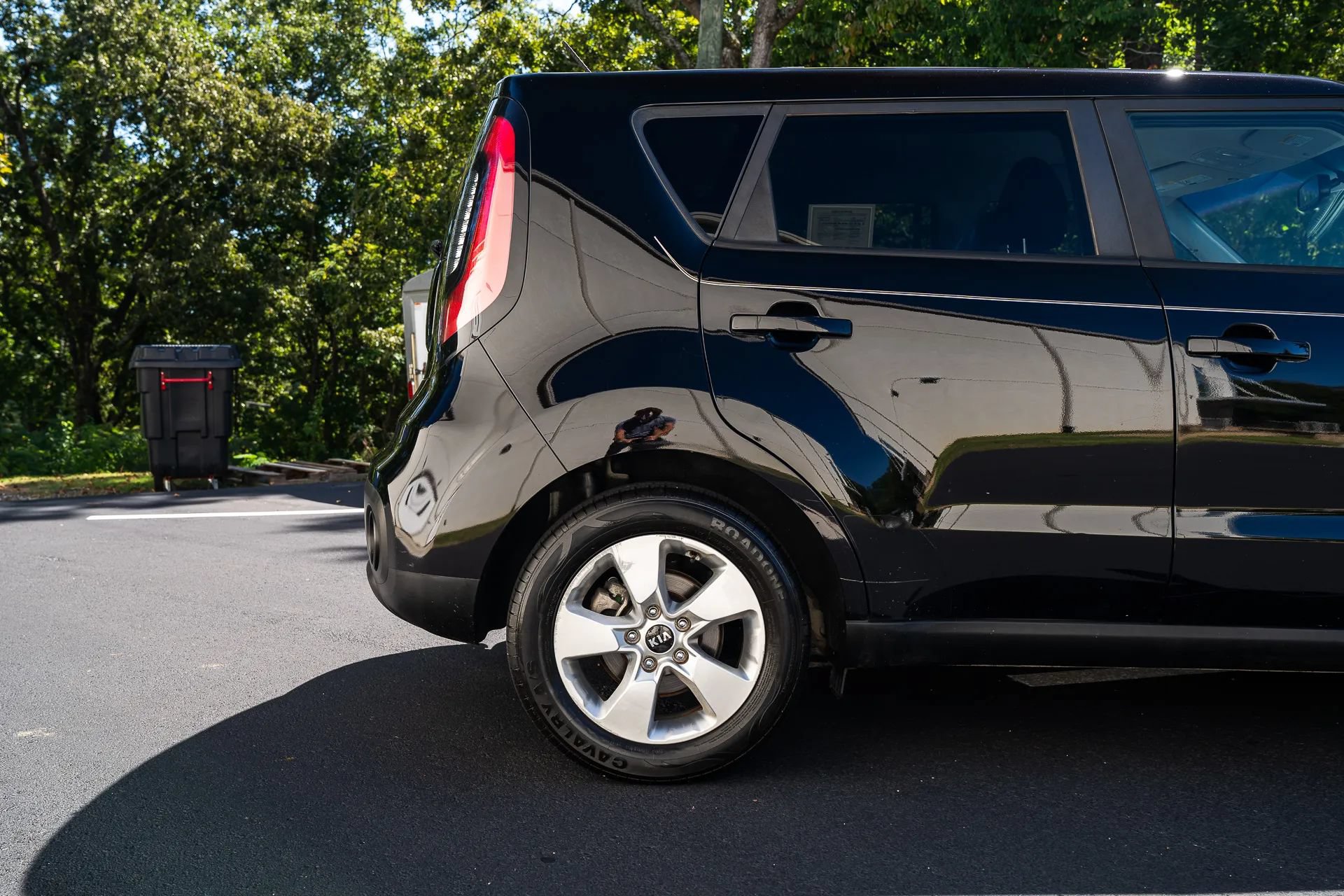 Used 2017 Kia Soul FWD image 10