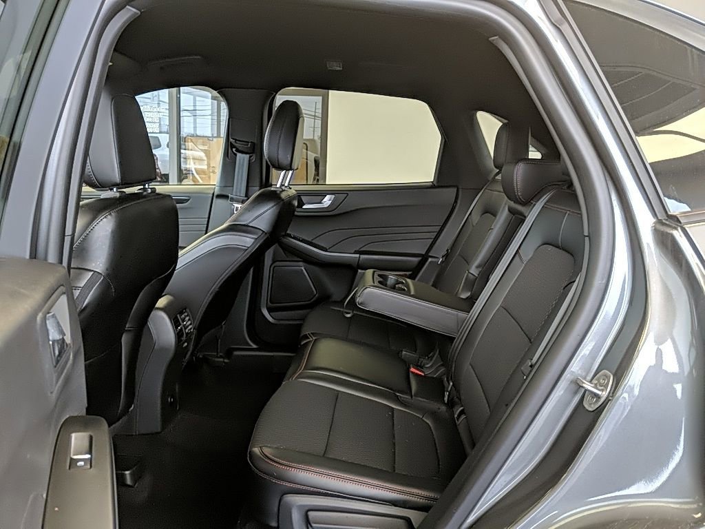 Used 2024 Ford Escape ST-Line w/ Tech Pack #1 image 12