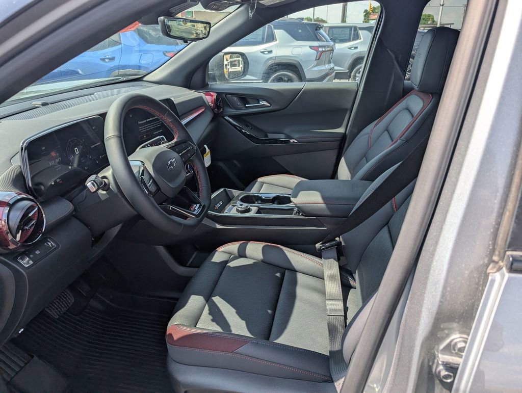 New 2026 Chevrolet Equinox RS FWD image 13