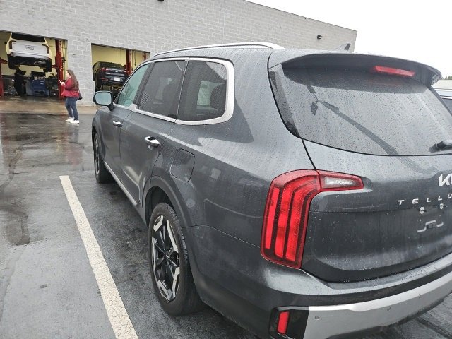 Used 2023 Kia Telluride S w/ S Sunroof Package image 10