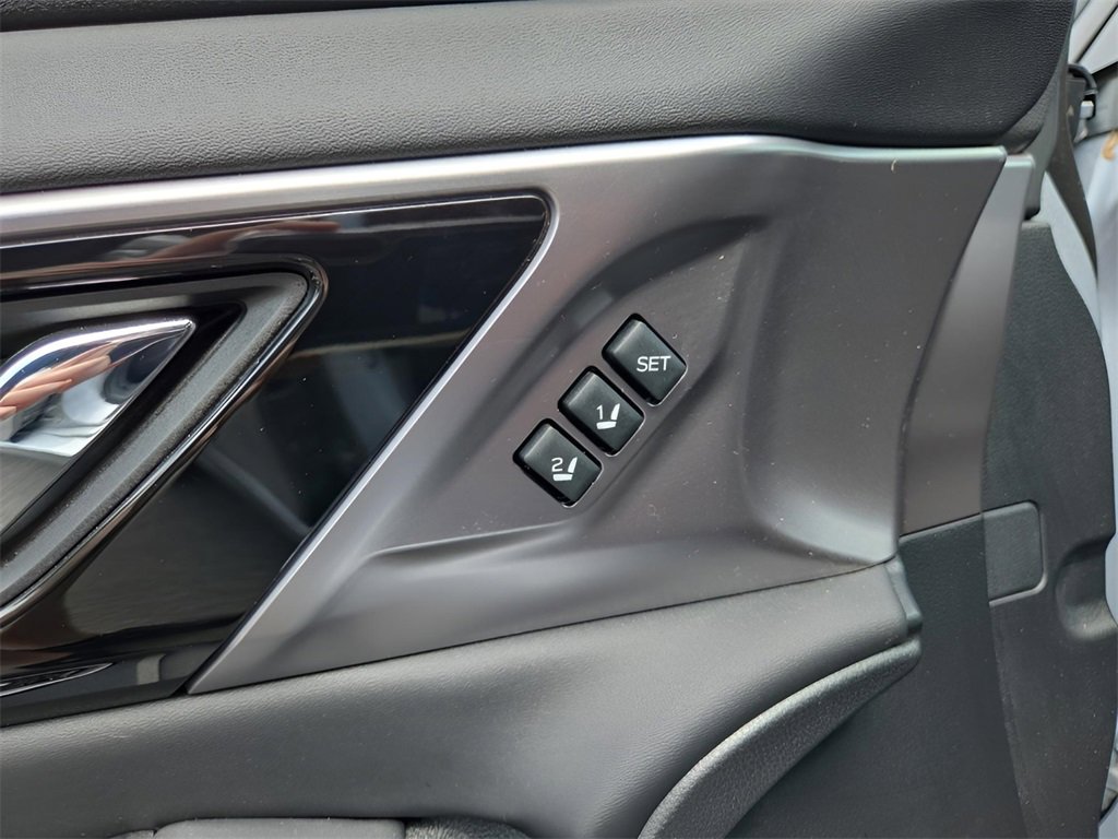 Used 2025 Subaru Legacy Touring XT w/ Popular Package #2 image 19
