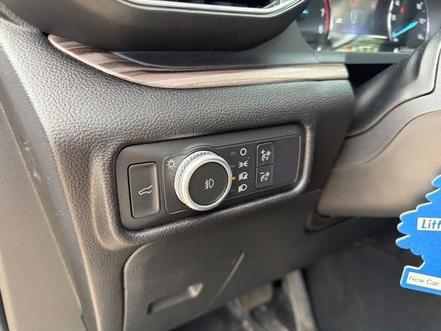 Used 2021 Ford Explorer Limited w/ Equipment Group 301A AWD/4WD image 23
