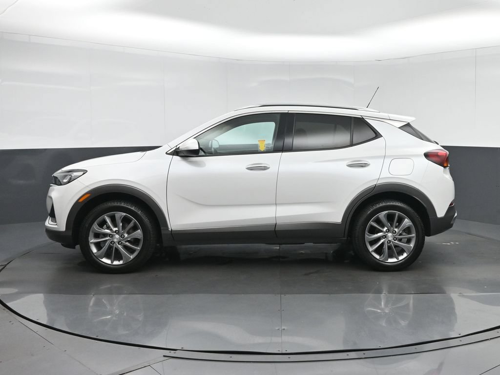 Used 2022 Buick Encore GX Essence w/ Experience Buick Package AWD/4WD image 4