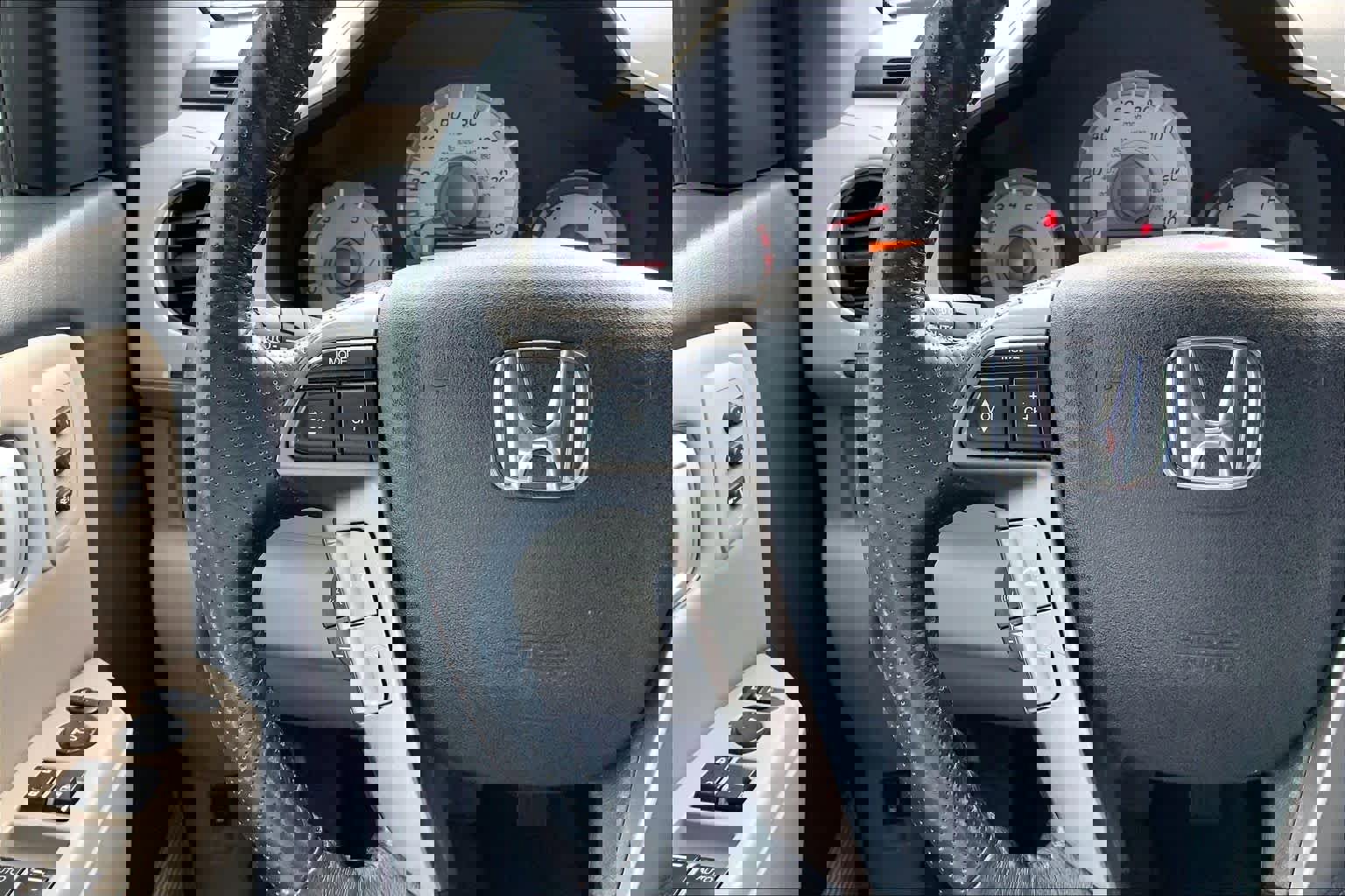 Used 2015 Honda Pilot Touring image 24