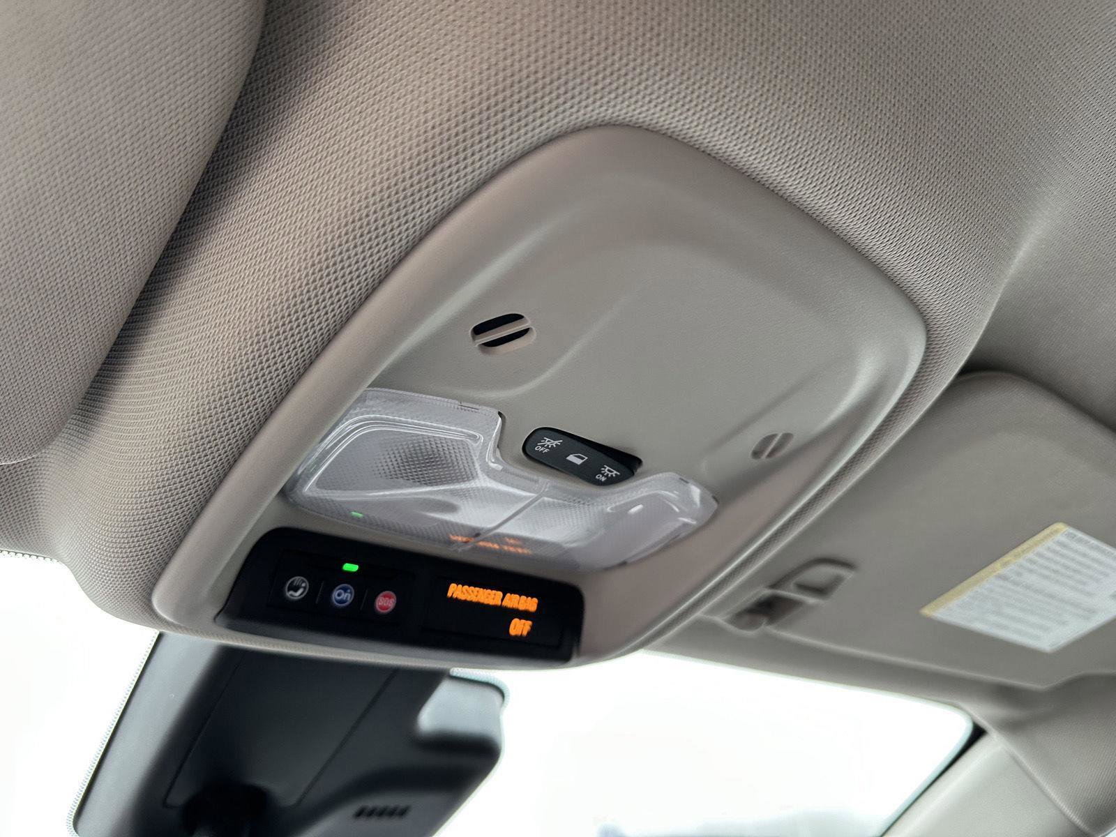 Used 2024 Buick Encore GX Sport Touring image 33