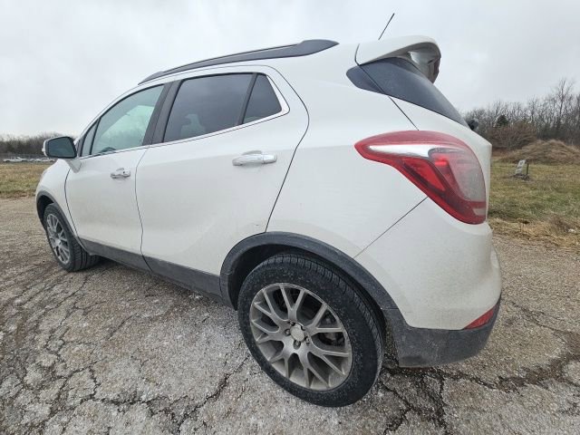 Used 2018 Buick Encore Sport Touring image 4