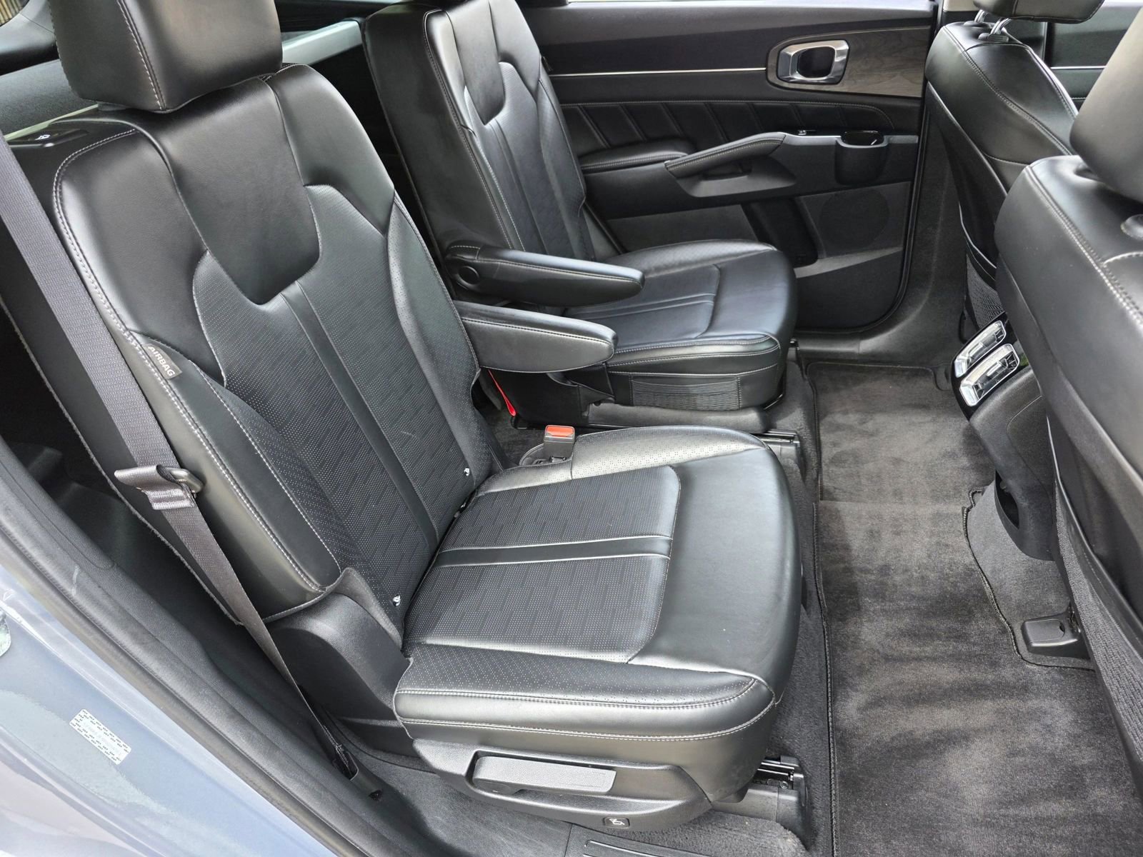 Used 2024 Kia Sorento SX AWD/4WD image 34