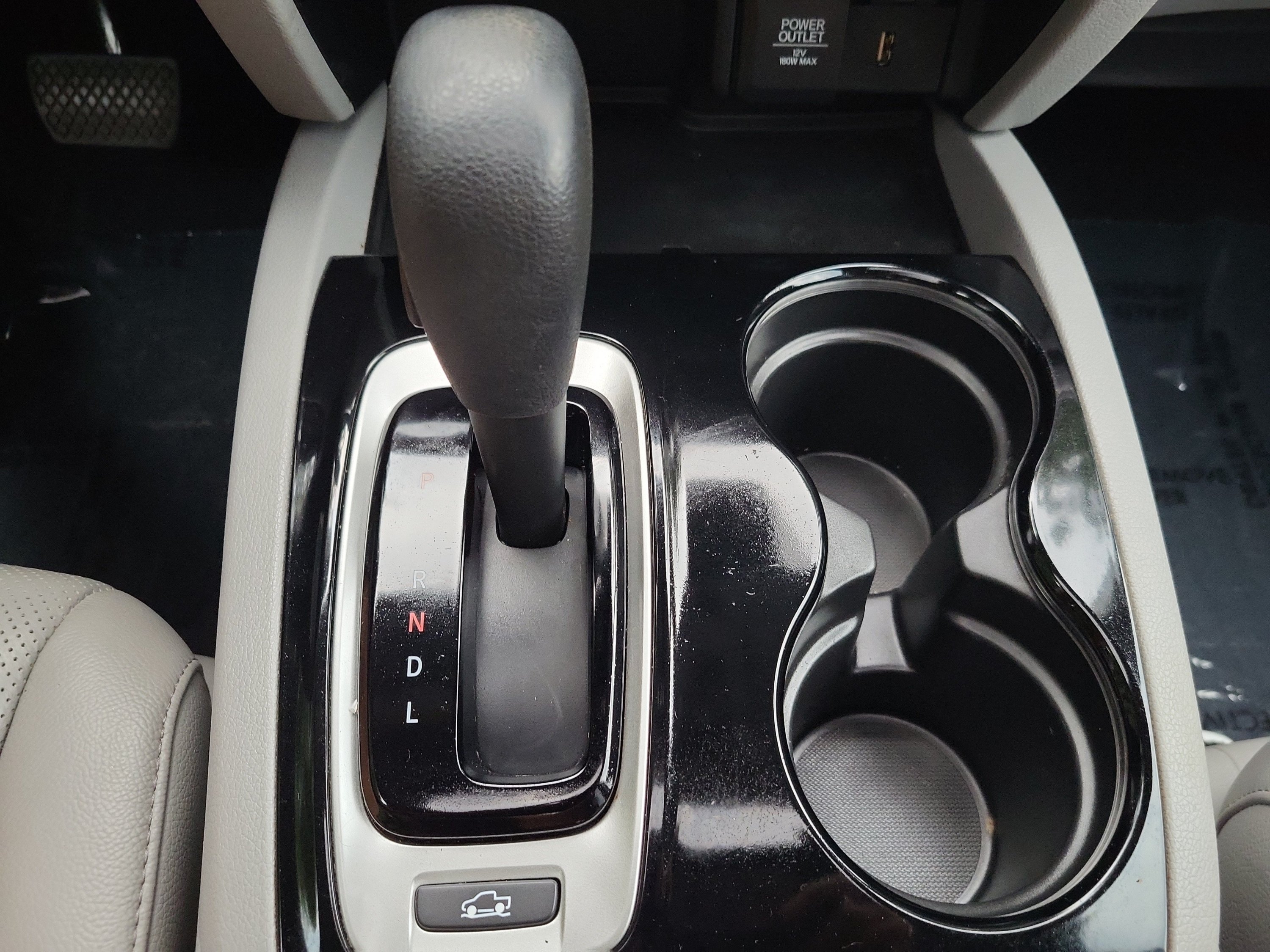Used 2018 Honda Ridgeline RTL-E image 37