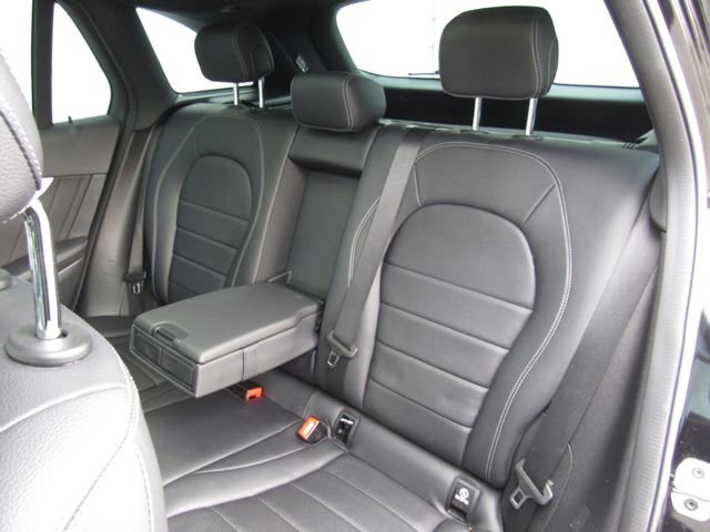 Used 2022 Mercedes-Benz GLC 300 4MATIC image 16