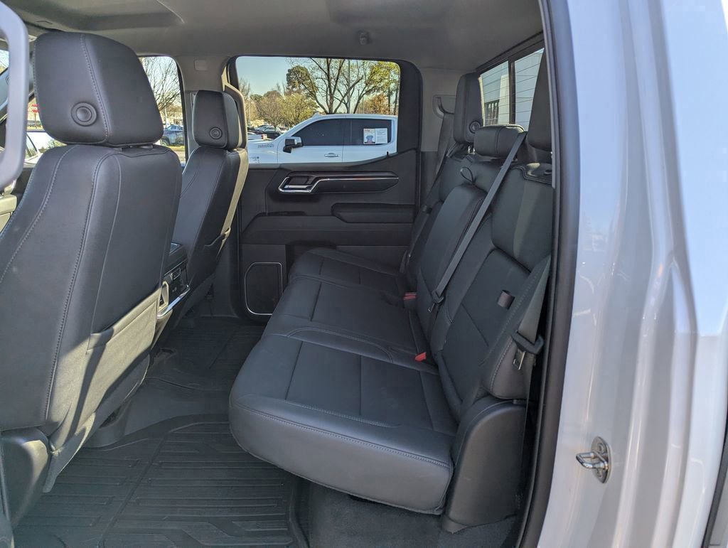 Used 2023 GMC Sierra 1500 SLT w/ SLT Premium Package image 14