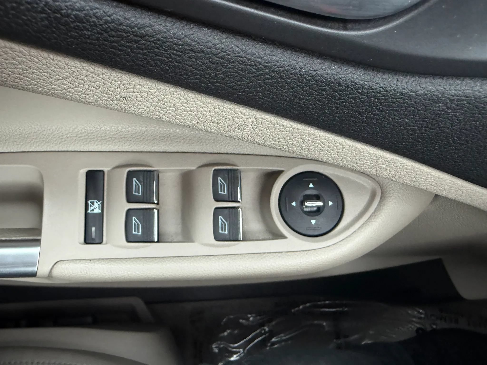 Used 2013 Ford Escape SEL AWD/4WD image 26