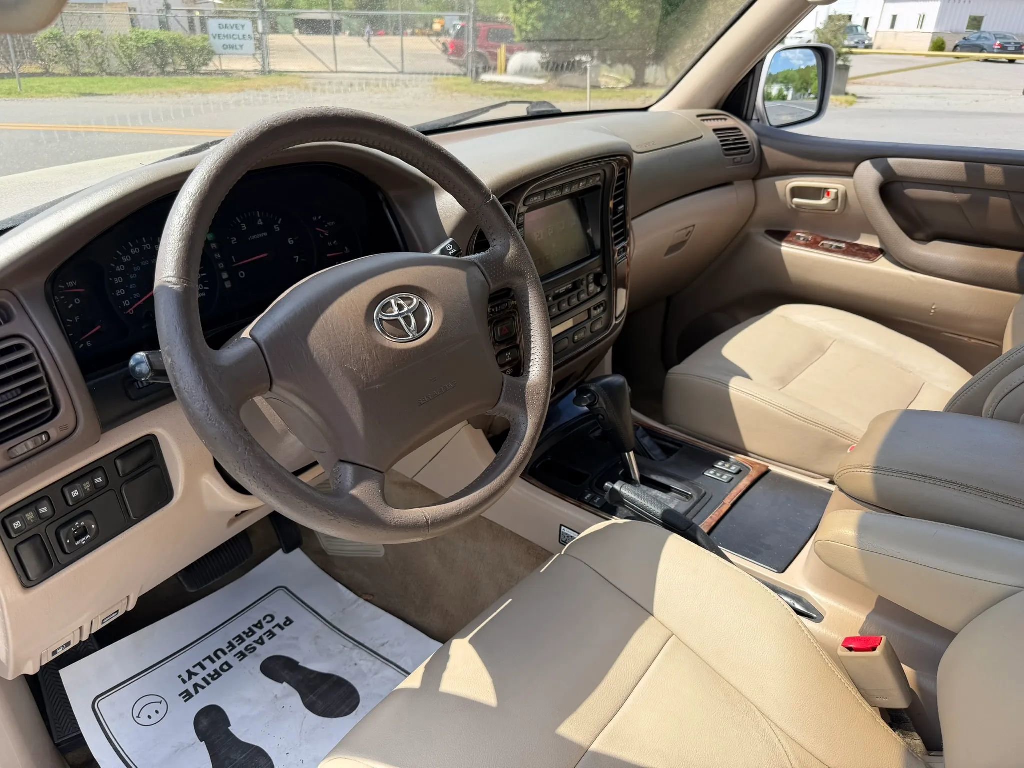 Used 2002 Toyota Land Cruiser AWD/4WD image 31