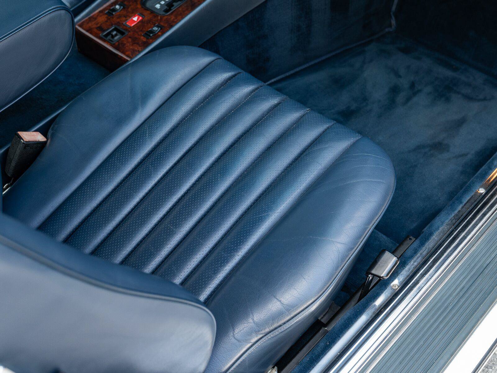 Used 1987 Mercedes-Benz 560 SL image 47