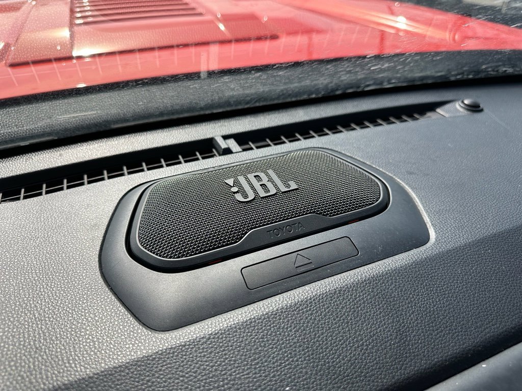 Used 2024 Toyota Tacoma TRD Sport w/ TRD Sport Upgrade Package image 19