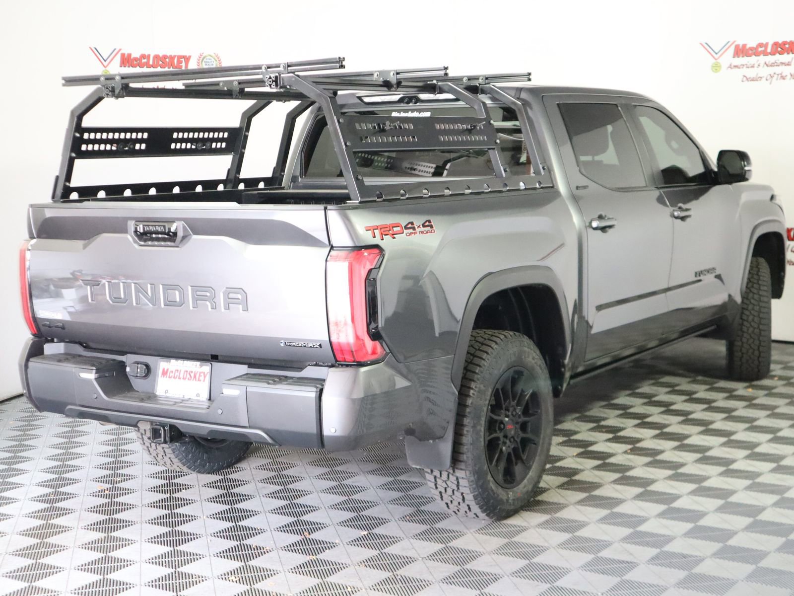 Used 2025 Toyota Tundra Limited image 11