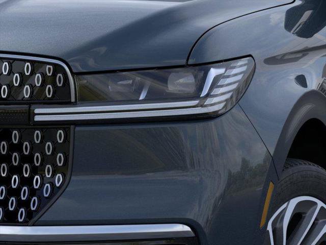 New 2025 Lincoln Navigator Reserve image 18