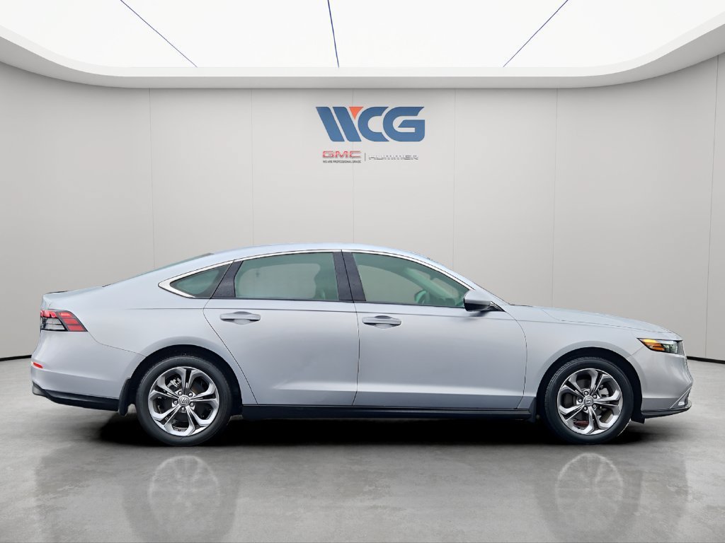 Used 2024 Honda Accord EX image 3