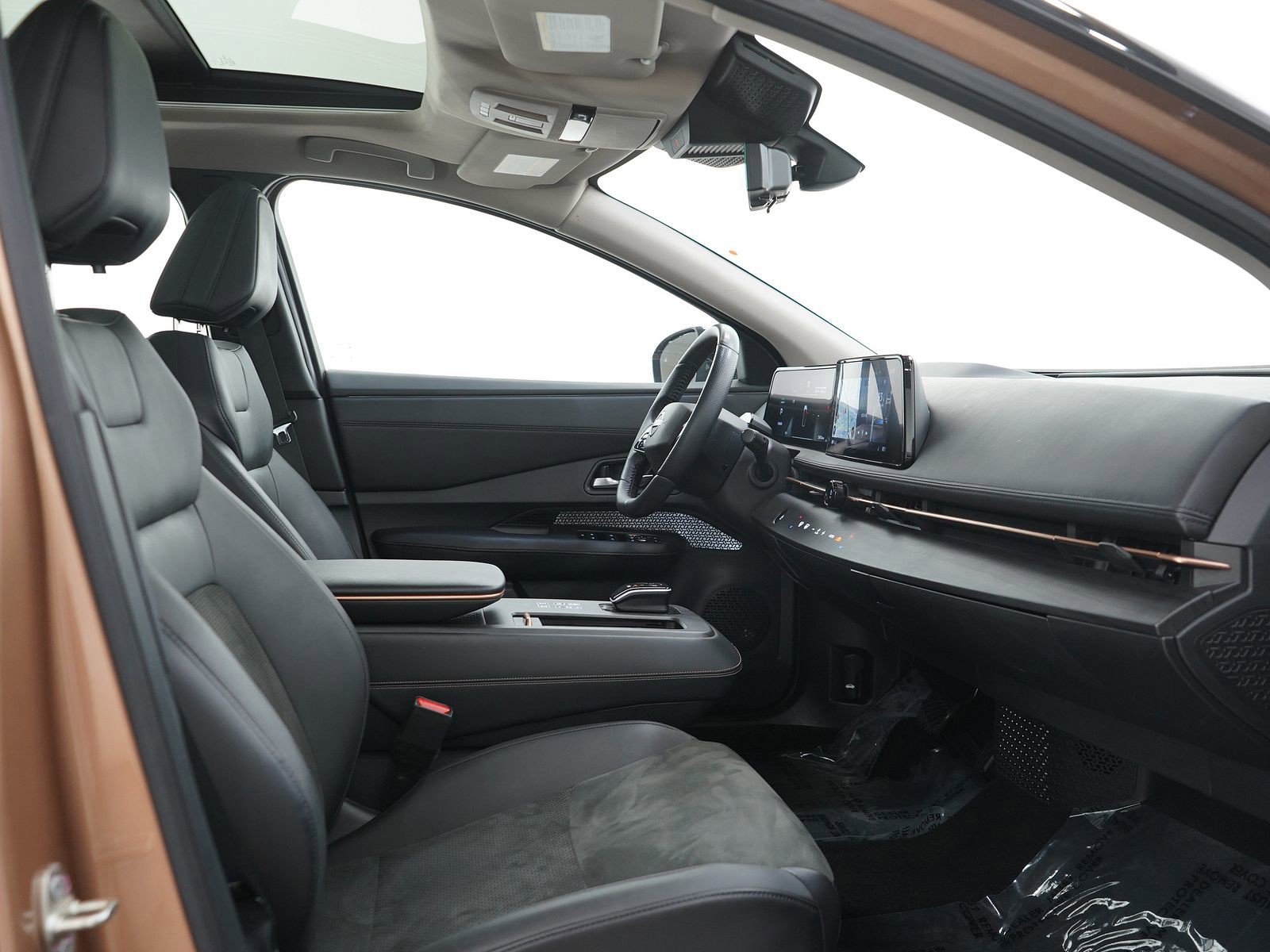 Used 2023 Nissan Ariya FWD image 14