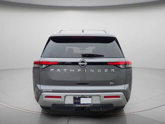 Used 2025 Nissan Pathfinder SL w/ SL Premium Package FWD image 5