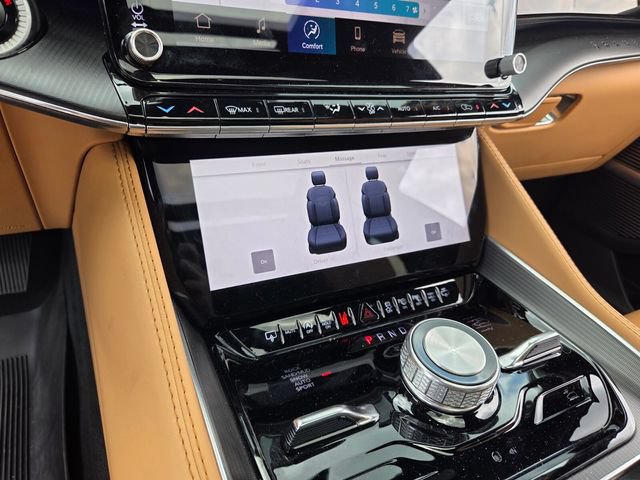 Certified 2025 Jeep Grand Wagoneer L Series III w/ Quick Order Packagew 28T AWD/4WD image 21