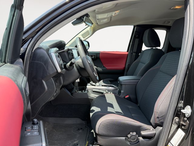 Certified 2022 Toyota Tacoma SR5 w/ SR5 Appearance Package (SM) AWD/4WD image 11