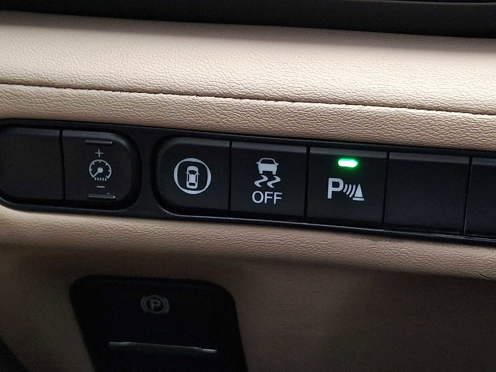 Used 2023 Acura MDX SH-AWD w/ Technology Package image 21