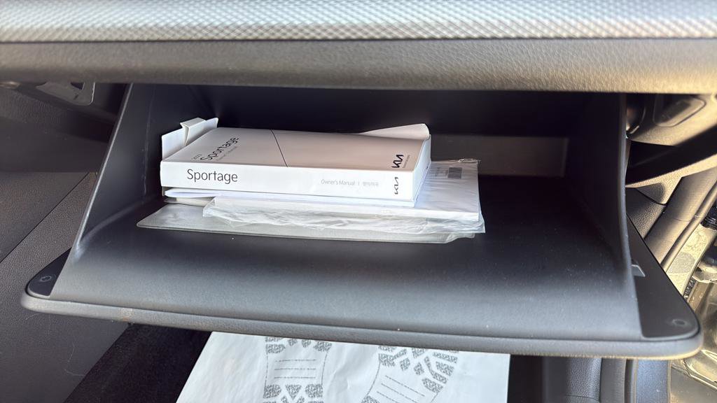 Used 2023 Kia Sportage LX image 26