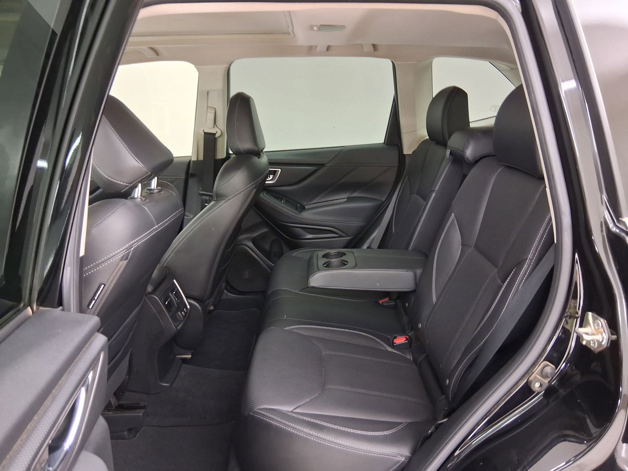 Used 2020 Subaru Forester Limited AWD/4WD image 14