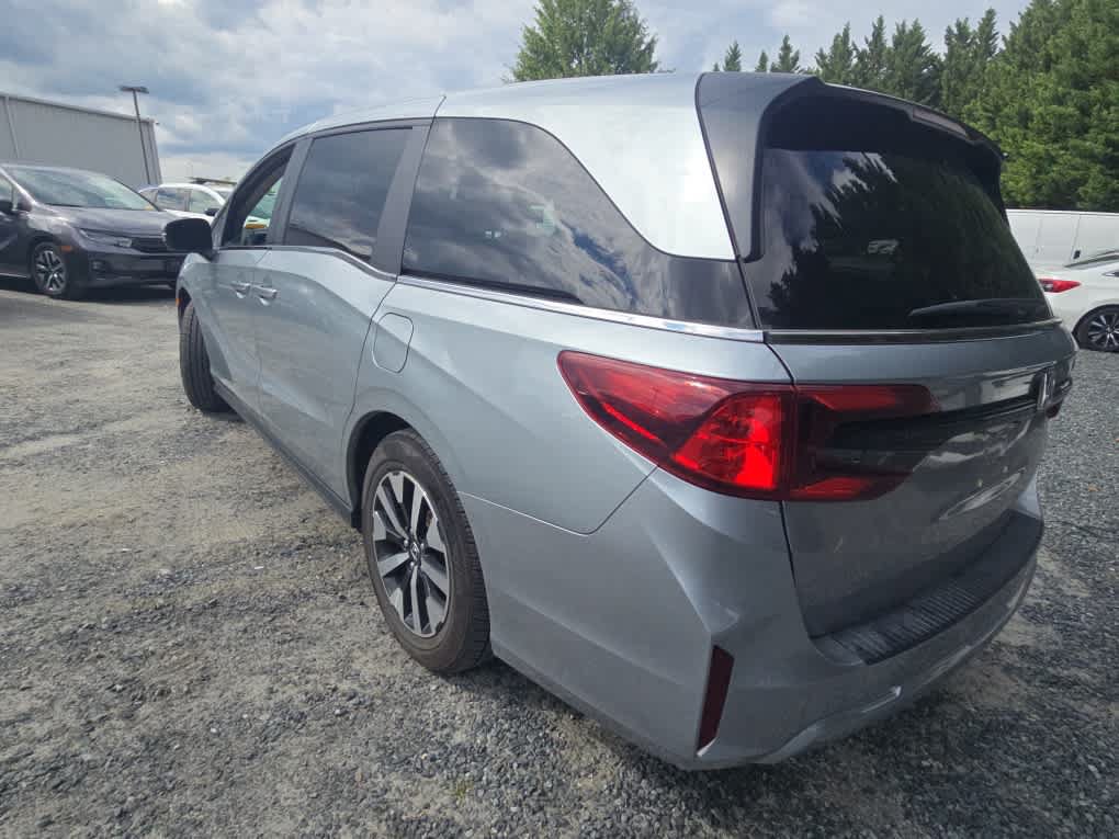 Used 2025 Honda Odyssey EX-L image 11