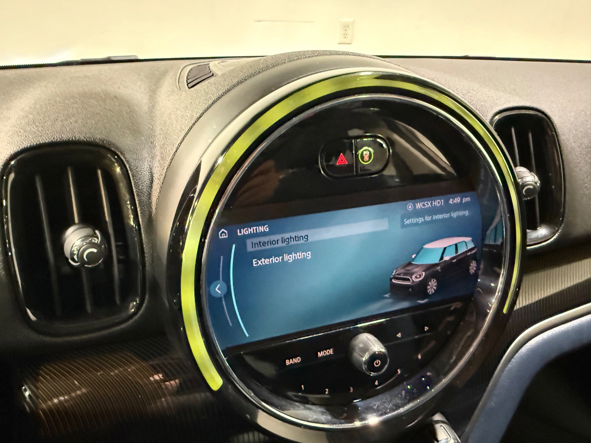 Used 2023 MINI Cooper Countryman S w/ Signature Upholstery Package image 31