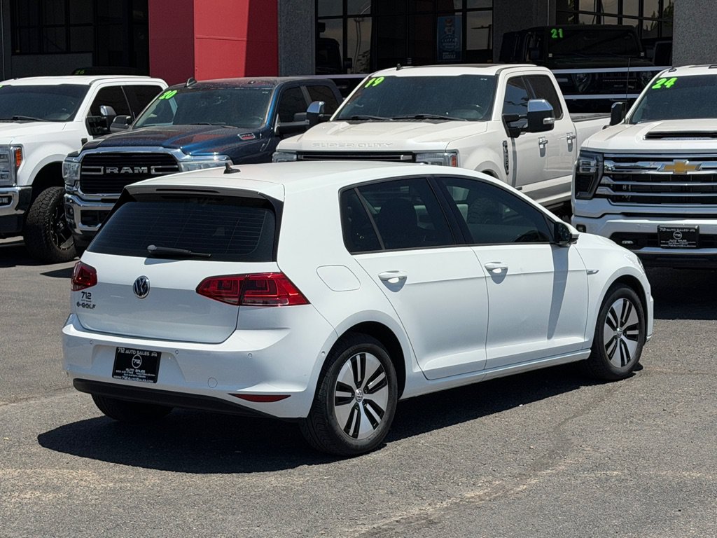 Used 2016 Volkswagen e-Golf SEL Premium w/ Driver Assistance Package FWD image 36