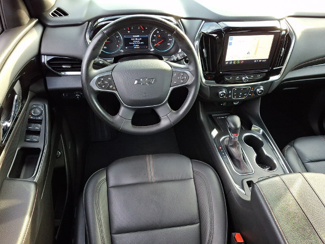 Used 2023 Chevrolet Traverse RS w/ LPO, Cargo Package AWD/4WD image 2