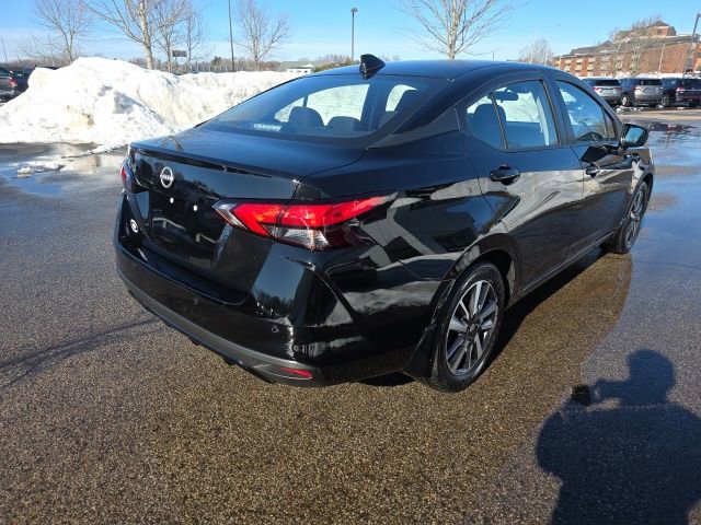 Used 2025 Nissan Versa SV w/ Trunk Package FWD image 4