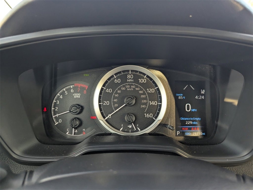 Used 2022 Toyota Corolla LE image 27