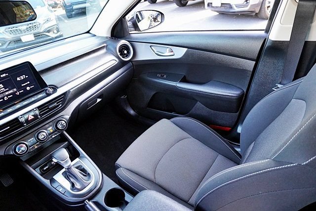 Used 2023 Kia Forte LXS FWD image 28