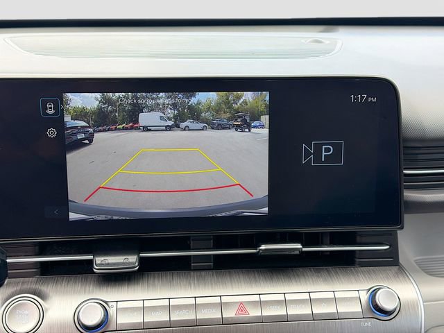 Used 2024 Hyundai Kona SE image 13