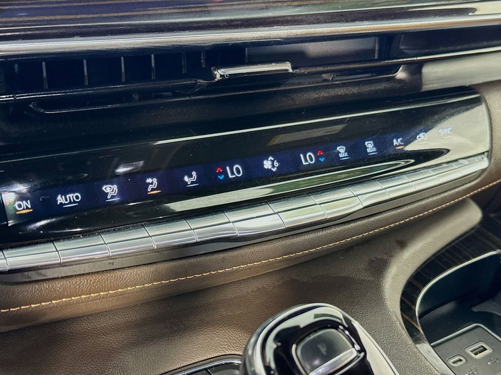 Used 2022 Cadillac Escalade Sport w/ Touring Package image 16