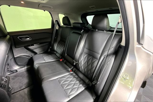 Used 2023 Nissan Rogue Platinum w/ Platinum Premium Package FWD image 28