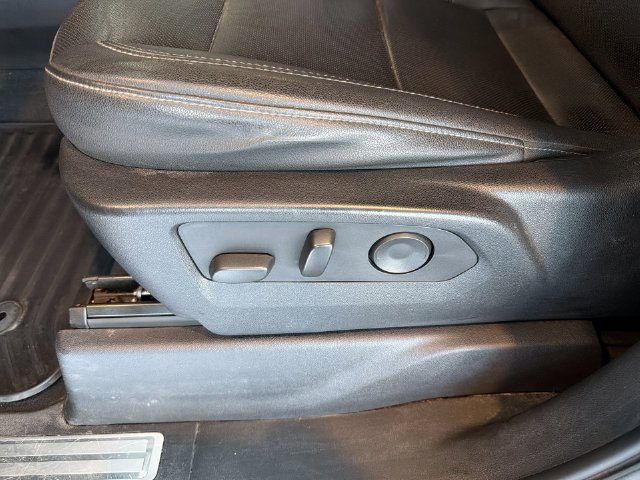Certified 2024 Chevrolet Silverado 2500 LTZ w/ LTZ Convenience Package AWD/4WD image 22