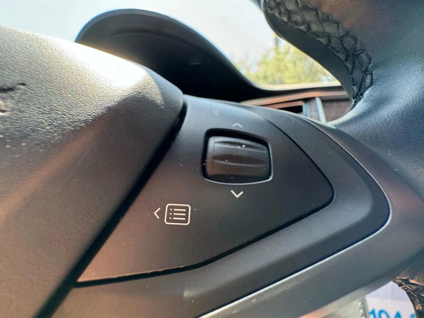 Used 2018 Tesla Model S 100D AWD/4WD image 32