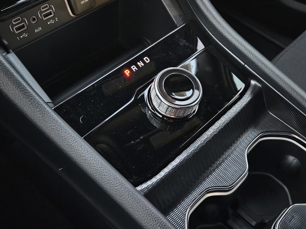 New 2026 Jeep Grand Cherokee L Laredo RWD image 24