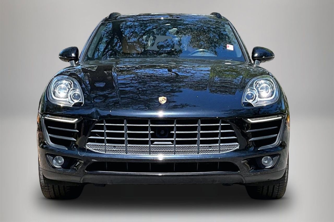 Used 2018 Porsche Macan Sport Edition image 3