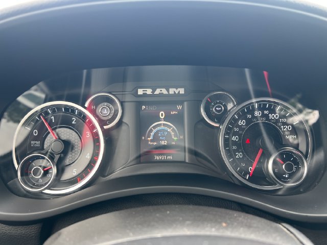 Used 2022 RAM 3500 Tradesman RWD image 22